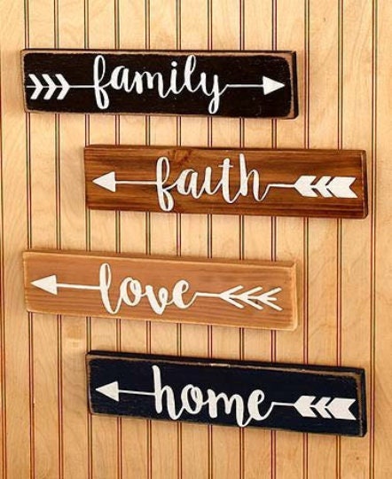 Wall decorations, Set of 4 Wall Plaques, Home Cutout Décor, Custom Wall Hanging, Seasonal Home Décor, Holidays décor farmhouse wall décor