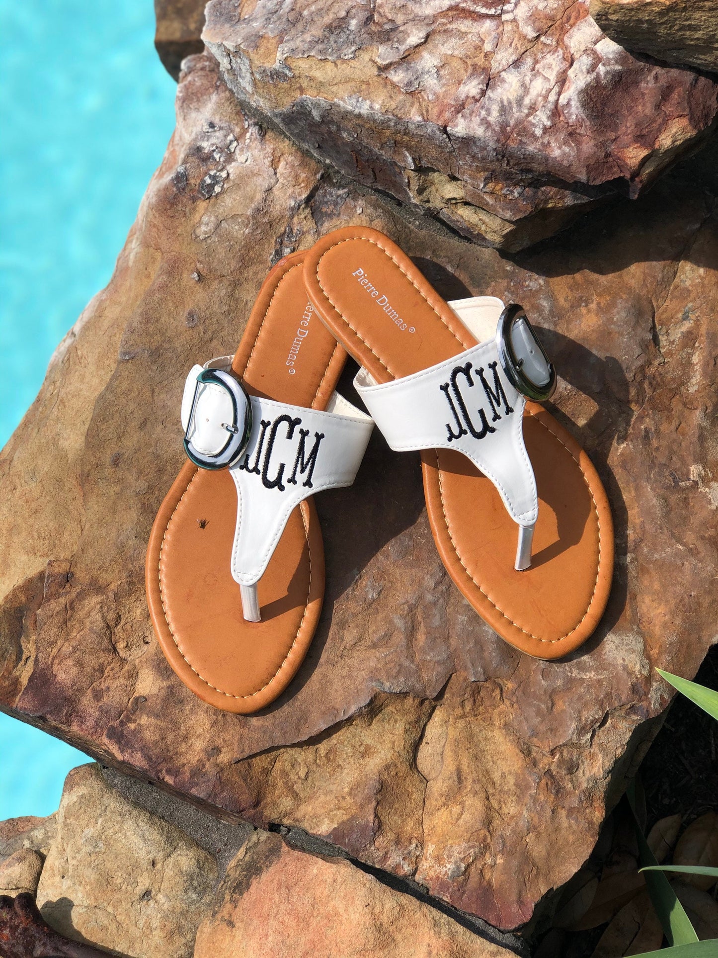 monogram Flat Sandals, Women's Sandals, SUMMER White  Monogram sandals, beach sandals, flip flop sandals, bridesmaid gift