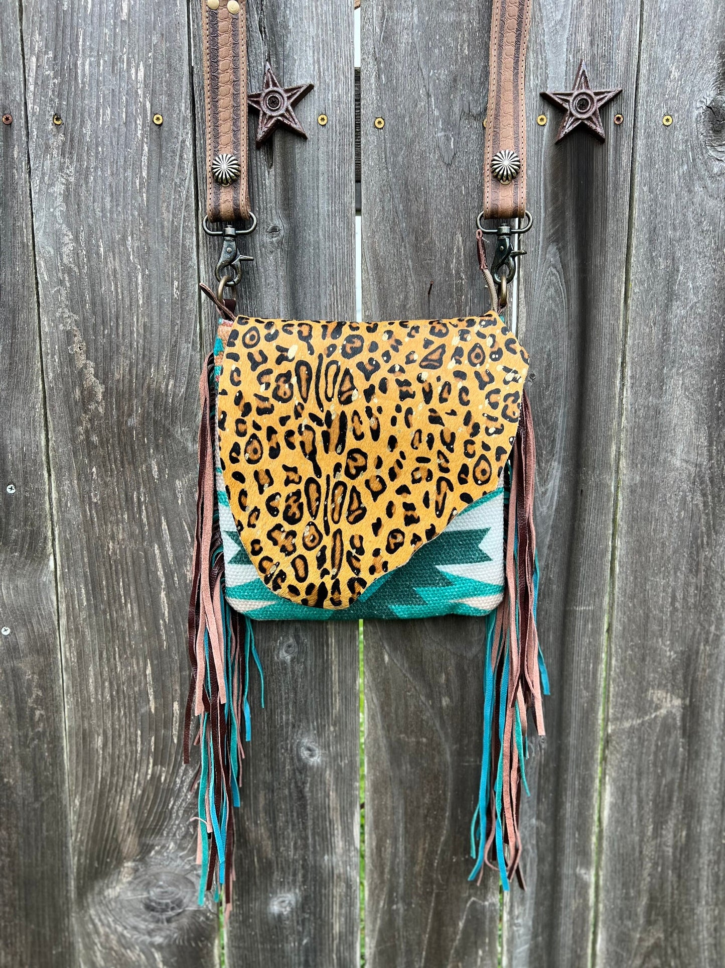 Conceal Carry Genuine bag, Leather bag, Cowhide crossbody bag, Genuine Hand-Tooled Leather purse, fringe bag, Shoulder Bag