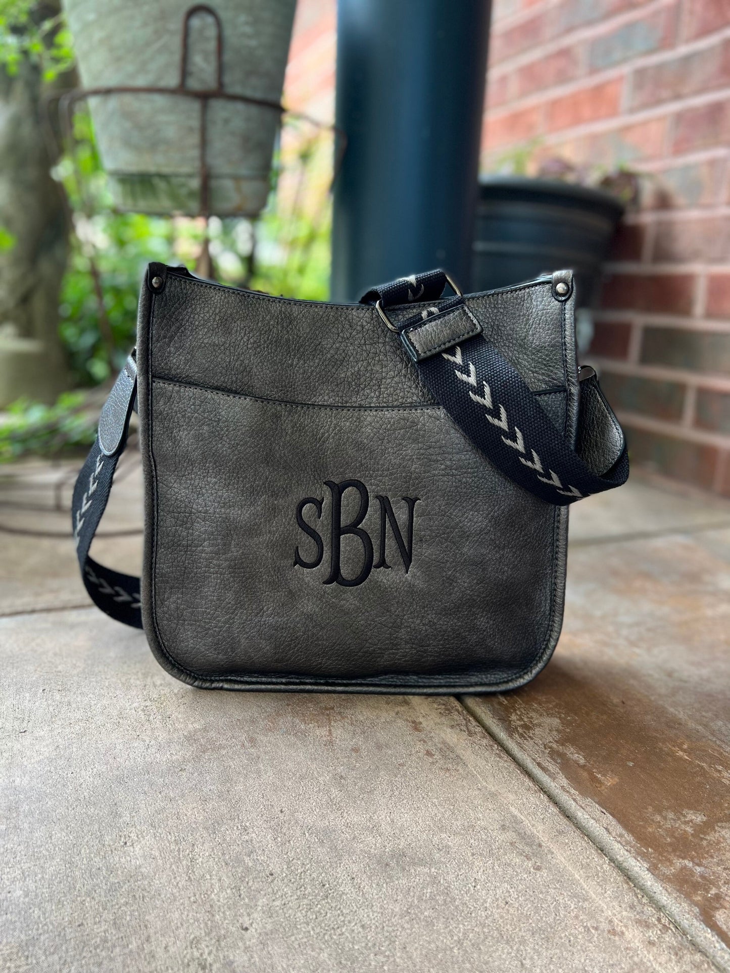 Monogram Crossbody purse, crossbody bag, monogram purse, personalized crossbody bag, embroidered gift, personalized gift shoulder purse